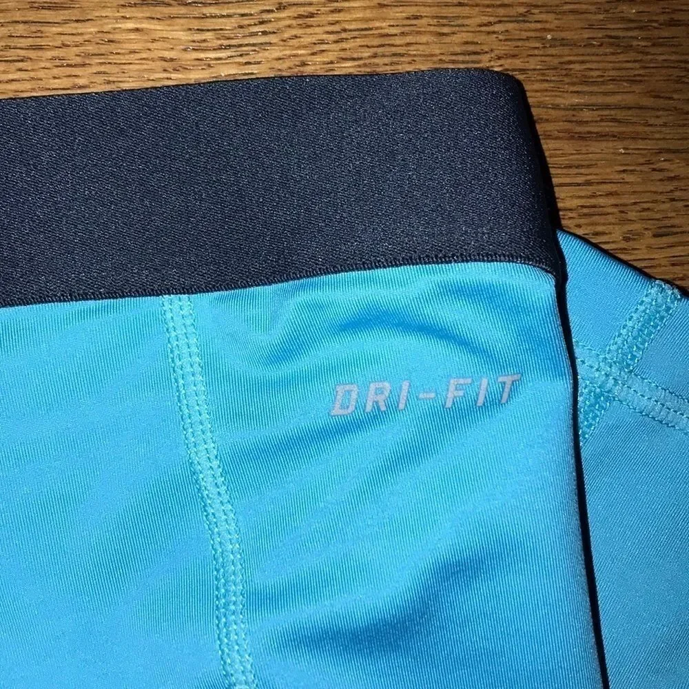 Nike‎ x sacai Pro Women's Blue Green Dri-Fit Capri Leggings Size Small